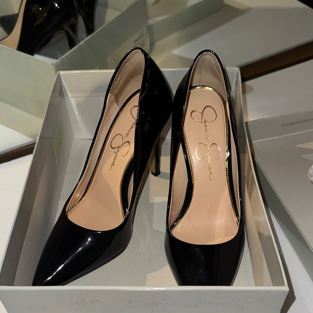 Jessica Simpson Cassani Black